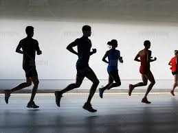 约基奇单节7中7怒砍19分，掘金单节轰下40分